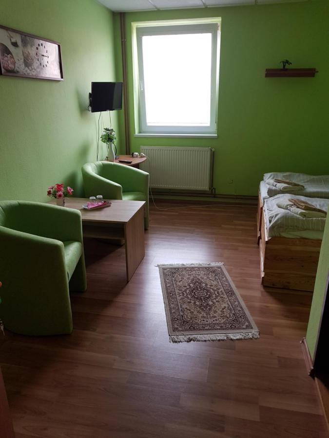 Fan Fan Penzion Rožňava Zewnętrze zdjęcie
